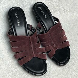4/$25❗️ StJohnsBay suede wedge sandals